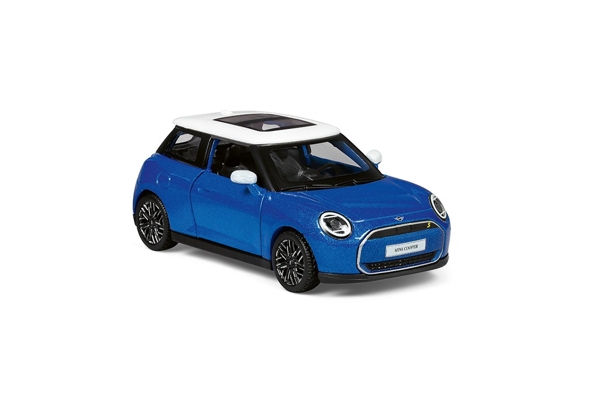 MINI Cooper SE Pullback